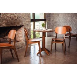 MESA DE MADEIRA TRAMONTINA LONDON REDONDA EM TAUARÍ AMÊNDOA 2 LUGARES 60 CM