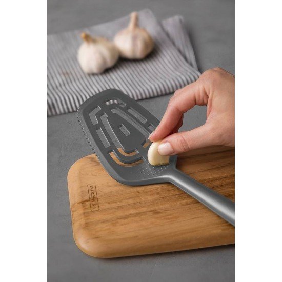 ESPÁTULA TRAMONTINA POWER UP EM NYLON COM CABO DE POLIPROPILENO CINZA