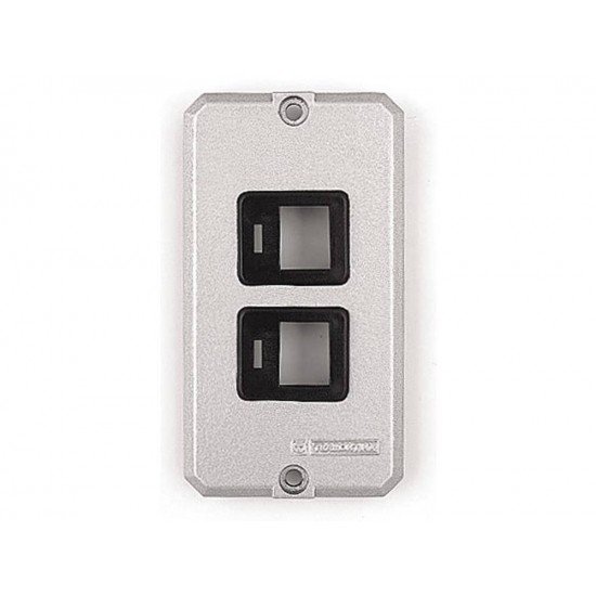 TAMPA 2 POSTOS CENTRAL 20X17 RJ45 ALUMINIO P CONDULETE 1 2 E 3 4PINTURA EPOXI TRAMONTINA