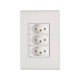 CONJUNTO PLACA 4X2 + 3 TOMADA 2P + T TERMOPL 10A 250V LINHA LIZ BRANCO TRAMONTINA