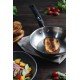 FRIGIDEIRA TRAMONTINA SOLAR SILICONE RASA EM AÇO INOX FUNDO TRIPLO COM CABO DE SILICONE 20 CM 1,3 L