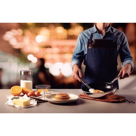 FRIGIDEIRA TRAMONTINA GRANO EM AÇO INOX COM CORPO TRIPLO REVESTIMENTO INTERNO EM ANTIADERENTE COM CABO 26 CM 2,2 L