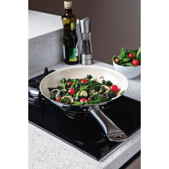 FRIGIDEIRA TRAMONTINA PROFESSIONAL RASA EM AÇO INOX FUNDO TRIPLO REVESTIMENTO INTERNO EM CERÂMICA BEGE COM CABO 26 CM 2 L