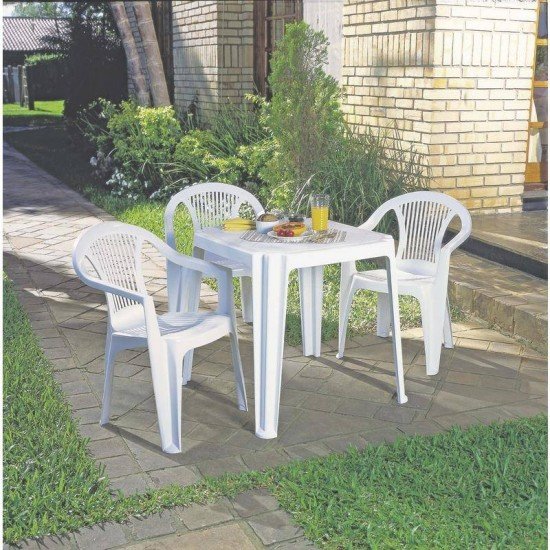 CADEIRA PLASTICA MONOBLOCO COM BRACOS GUARAPARI PRETA TRAMONTINA