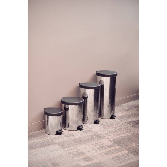 LIXEIRA INOX COM PEDAL NEW COM ACABAMENTO POLIDO 30 LTRAMONTINA