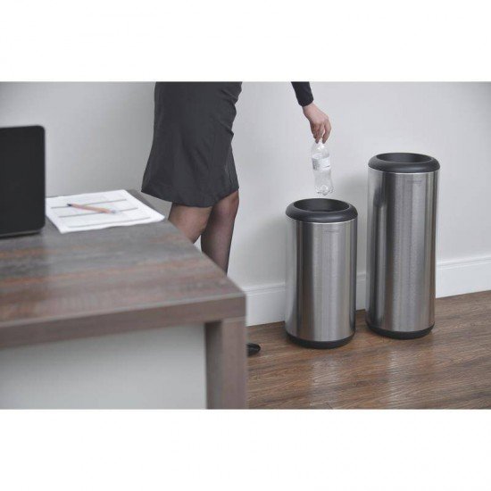 LIXEIRA INOX TRAMONTINA COM ACABAMENTO SCOTCH BRITE ARO E BASE EM POLIPROPILENO 23L