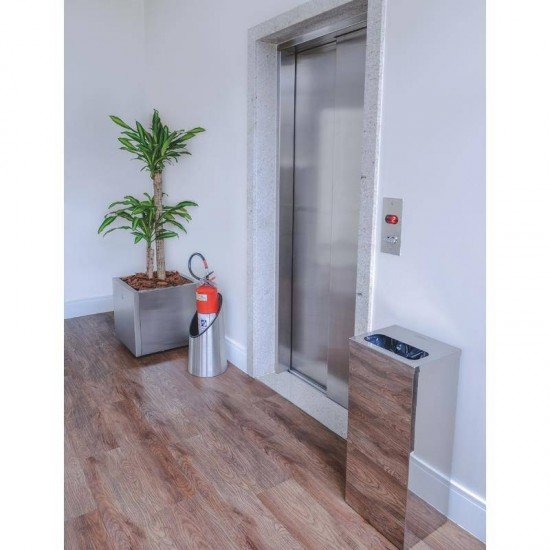 PORTA EXTINTOR TRAMONTINA EM ACO INOX COM ACABAMENTO SCOTCH BRITE